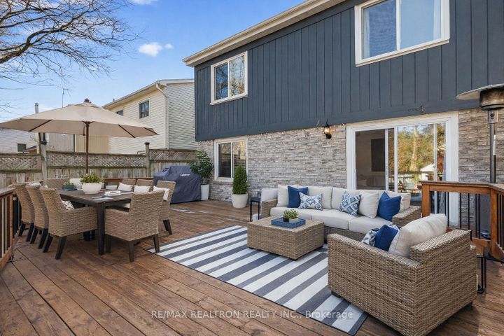 Photo 41 at 1787 Listowell Crescent, Liverpool, Pickering