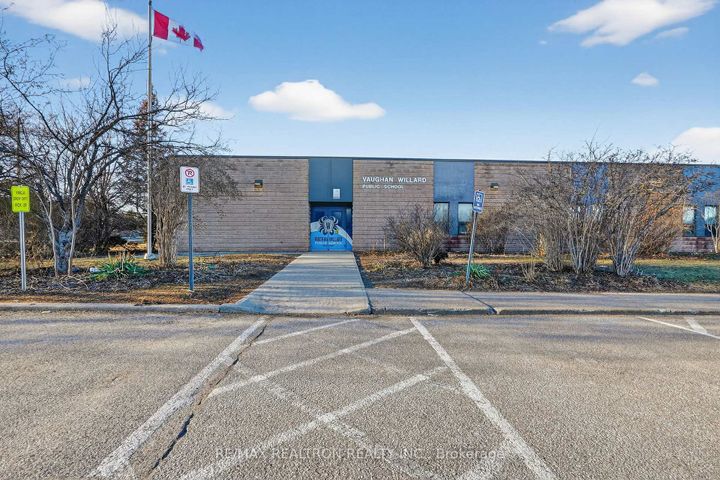 Photo 46 at 1787 Listowell Crescent, Liverpool, Pickering