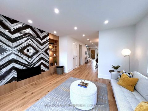 Photo 14 at 257 Chisholm Avenue, Lumsden, Toronto