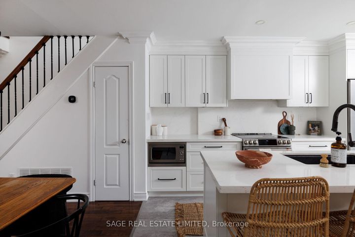 Photo 12 at 220 Westwood Avenue, East York, Toronto