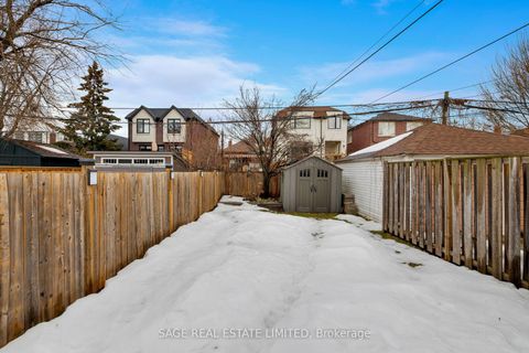 Photo 18 at 220 Westwood Avenue, East York, Toronto