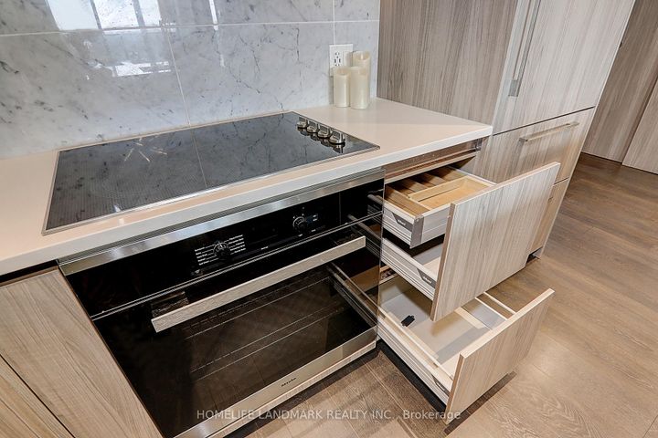 Photo 10 at 3203 - 95 Mcmahon Drive S, Bayview Village, Toronto