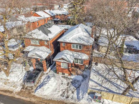 Photo 1 at 629 Duplex Avenue, Lawrence Park South, Toronto