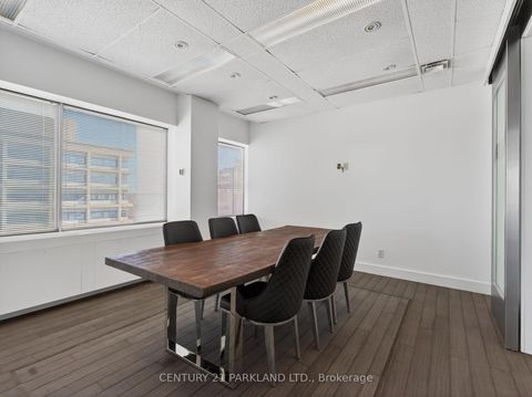 Photo 11 at 609 - 220 Duncan Mill Road, Windfields, Toronto