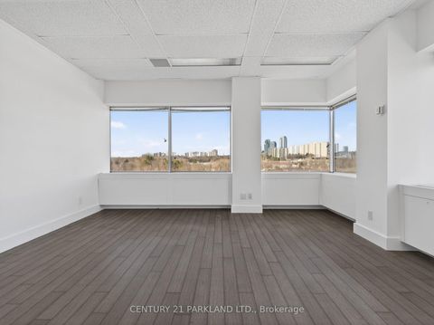 Photo 16 at 609 - 220 Duncan Mill Road, Windfields, Toronto