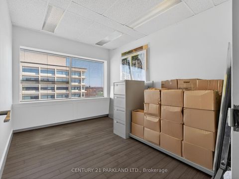 Photo 17 at 609 - 220 Duncan Mill Road, Windfields, Toronto