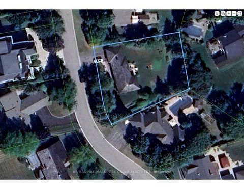 Photo 27 at 103 Curtis Crescent, King City, King