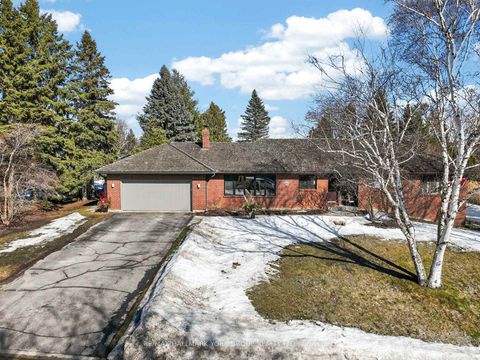 Photo 28 at 103 Curtis Crescent, King City, King