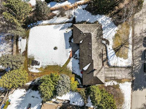 Photo 30 at 103 Curtis Crescent, King City, King