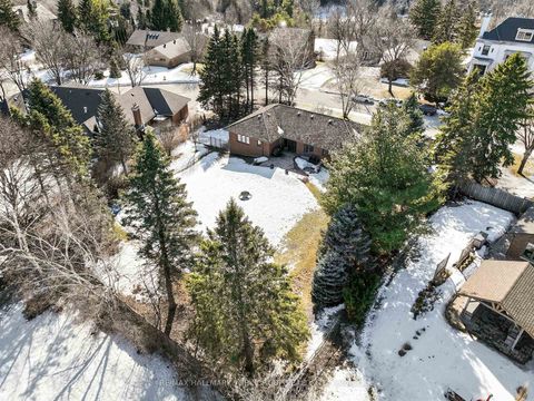 Photo 31 at 103 Curtis Crescent, King City, King