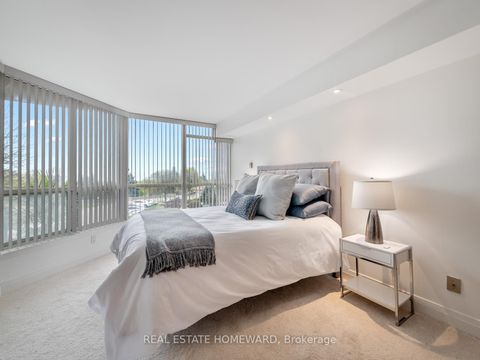 Photo 20 at 311 - 20 Guildwood Parkway, Guildwood, Toronto