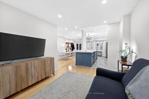 Photo 14 at 3203 - 12 Sudbury Street, Niagara, Toronto