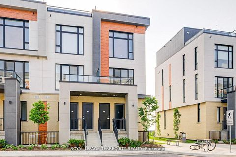 Photo 2 at 601 - 7 Steckley House Lane, Rural Richmond Hill, Richmond Hill