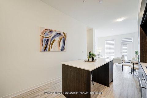 Photo 20 at 601 - 7 Steckley House Lane, Rural Richmond Hill, Richmond Hill