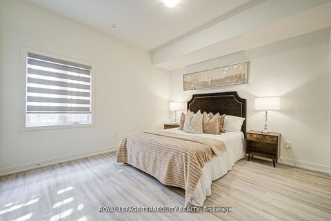 Photo 27 at 601 - 7 Steckley House Lane, Rural Richmond Hill, Richmond Hill