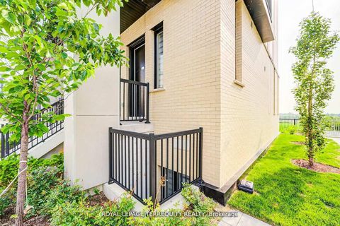 Photo 34 at 601 - 7 Steckley House Lane, Rural Richmond Hill, Richmond Hill