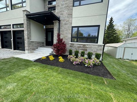 Photo 1 at 1012 Ferrier Avenue, Lefroy, Innisfil