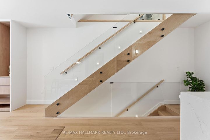 Photo 13 at 290 Waverley Road, The Beaches, Toronto