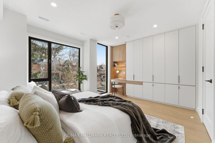 Photo 22 at 290 Waverley Road, The Beaches, Toronto