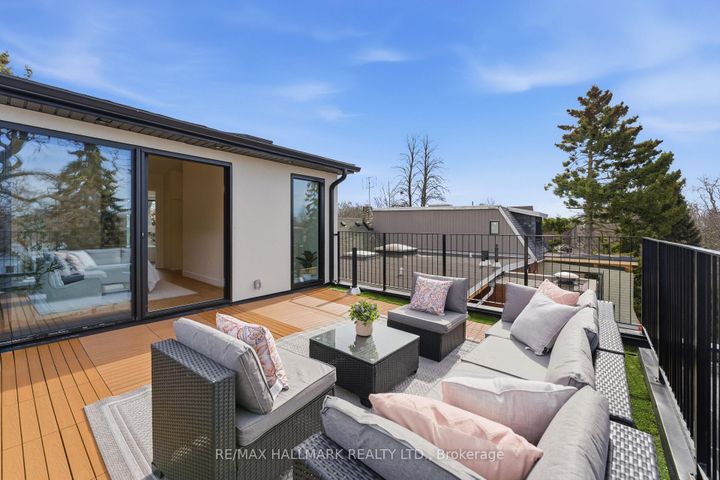 Photo 30 at 290 Waverley Road, The Beaches, Toronto