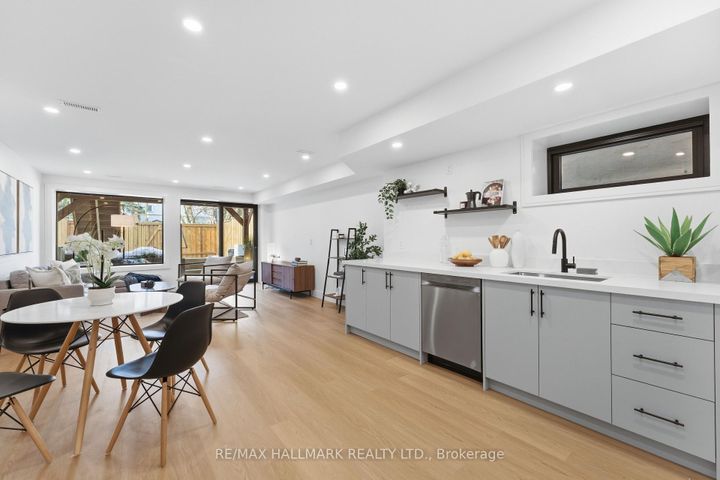 Photo 31 at 290 Waverley Road, The Beaches, Toronto