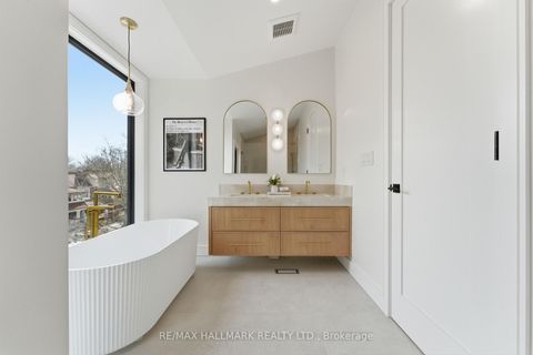 Photo 26 at 290 Waverley Road, The Beaches, Toronto