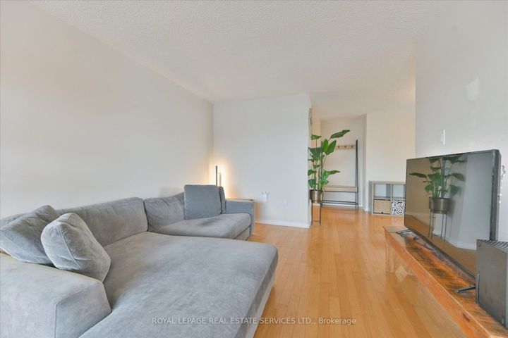 Photo 9 at 801 - 355 Rathburn Road E, Rathwood, Mississauga