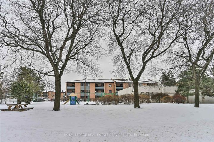 Photo 32 at 801 - 355 Rathburn Road E, Rathwood, Mississauga