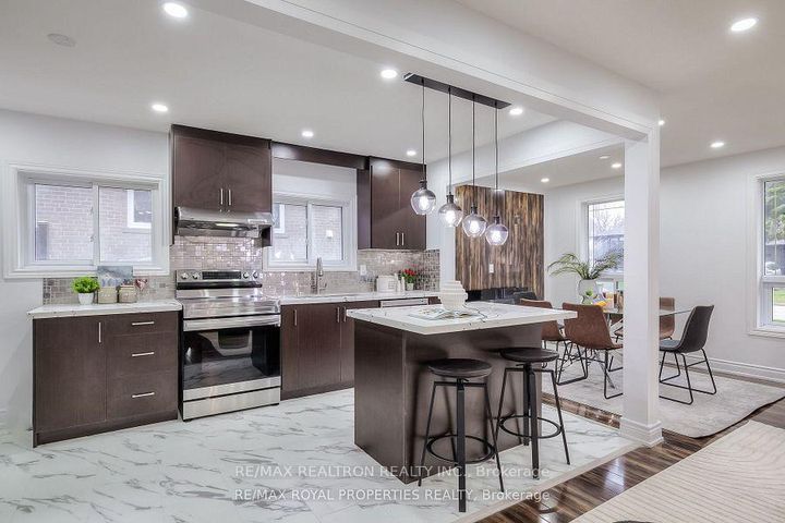 Photo 14 at 802 Modlin Road, Bay Ridges, Pickering