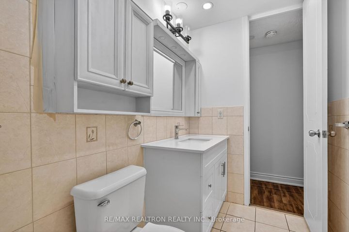 Photo 31 at 802 Modlin Road, Bay Ridges, Pickering