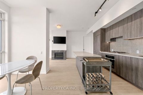 Photo 14 at 6108 - 7 Grenville Street, Bay Street Corridor, Toronto