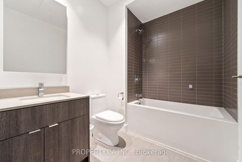 Photo 19 at 6108 - 7 Grenville Street, Bay Street Corridor, Toronto