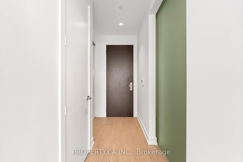 Photo 28 at 6108 - 7 Grenville Street, Bay Street Corridor, Toronto