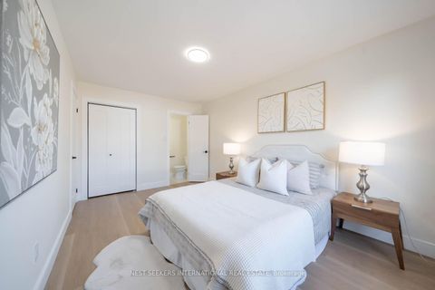 Photo 11 at 23 - 3430 Brandon Gate Drive, Malton, Mississauga