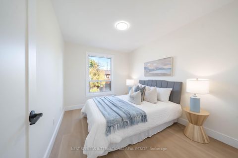 Photo 13 at 23 - 3430 Brandon Gate Drive, Malton, Mississauga