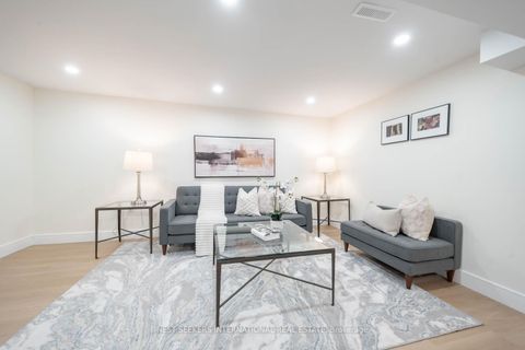 Photo 23 at 23 - 3430 Brandon Gate Drive, Malton, Mississauga