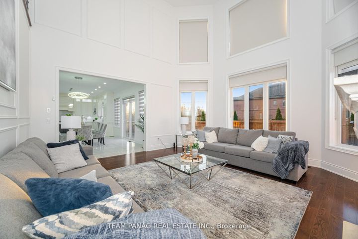 Photo 17 at 26 Snaresbrook Crescent, Toronto Gore Rural Estate, Brampton