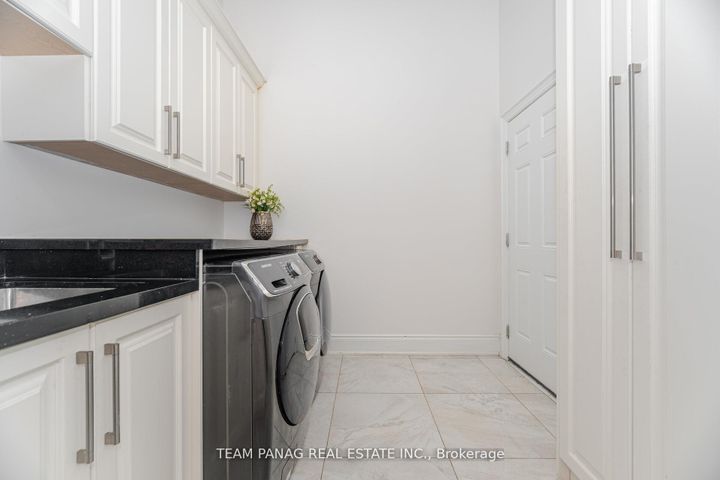 Photo 20 at 26 Snaresbrook Crescent, Toronto Gore Rural Estate, Brampton