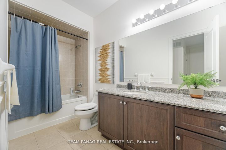 Photo 38 at 26 Snaresbrook Crescent, Toronto Gore Rural Estate, Brampton