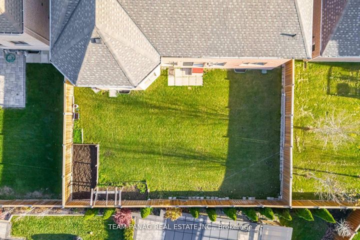 Photo 45 at 26 Snaresbrook Crescent, Toronto Gore Rural Estate, Brampton