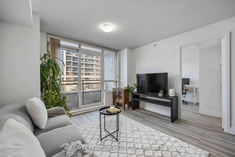 Photo 13 at 212 - 372 Highway 7 Road E, Doncrest, Richmond Hill