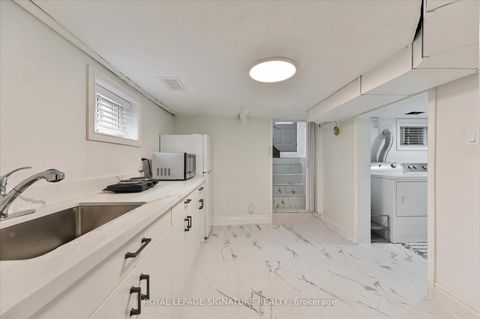 Photo 24 at 94 Meighen Avenue, Parkview, Toronto