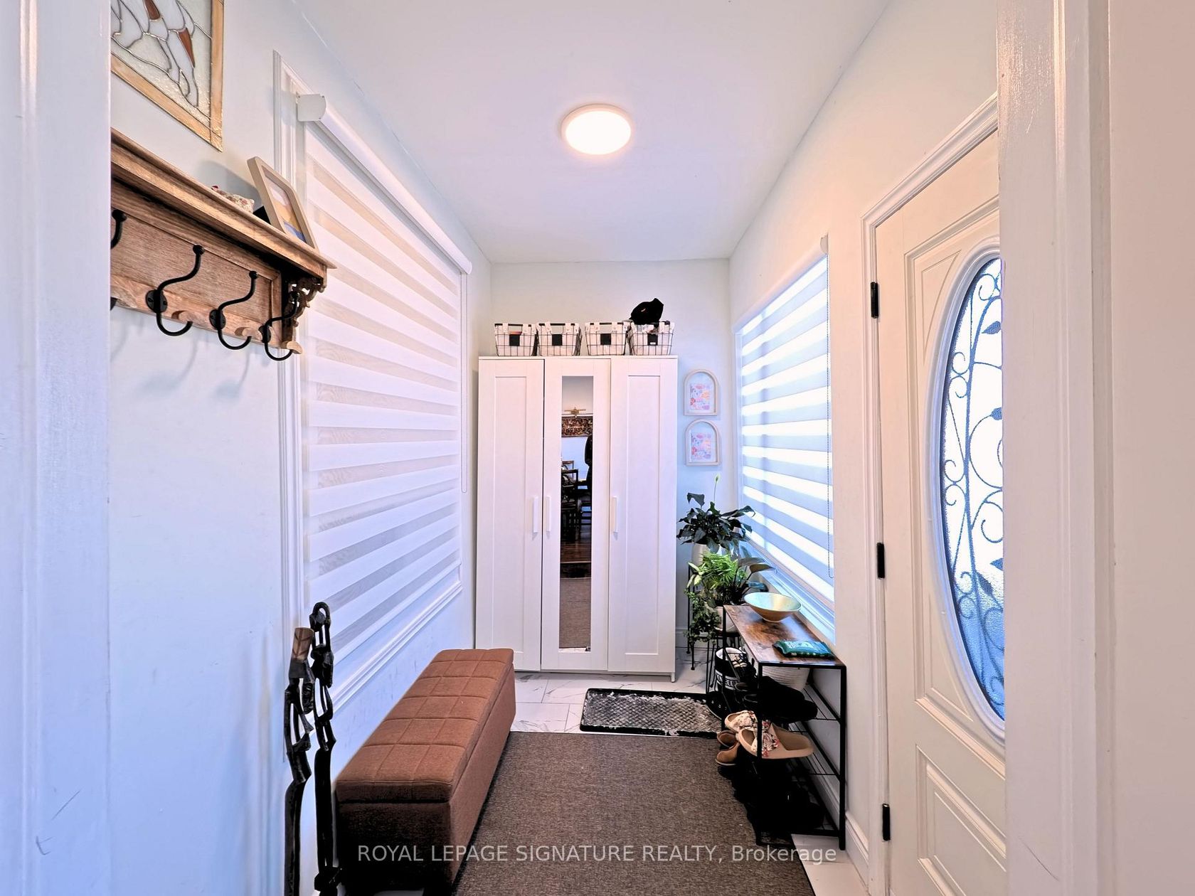 94 Meighen Avenue, Parkview, Toronto photo number 2