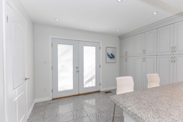 Photo 11 at 323 Lauder Avenue, Oakwood Village, Toronto
