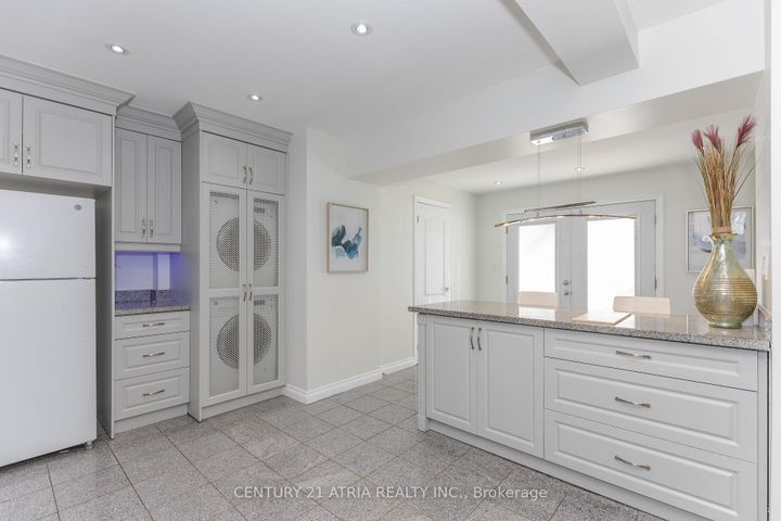 Photo 12 at 323 Lauder Avenue, Oakwood Village, Toronto