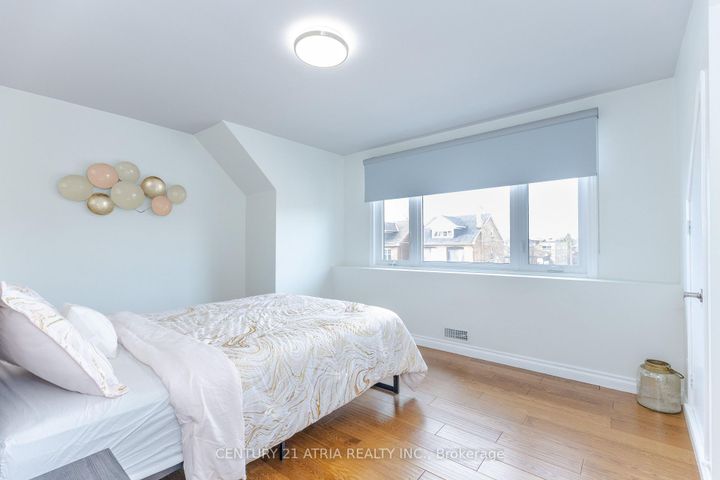 Photo 31 at 323 Lauder Avenue, Oakwood Village, Toronto