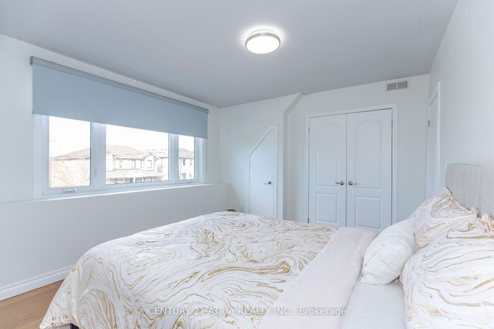 Photo 33 at 323 Lauder Avenue, Oakwood Village, Toronto