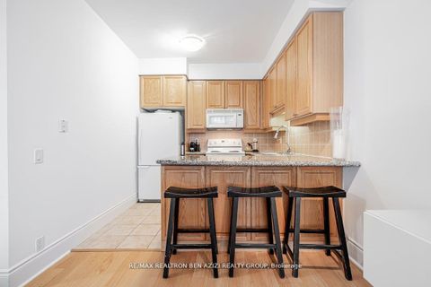 Photo 10 at 2324 - 80 Harrison garden Boulevard, Willowdale East, Toronto