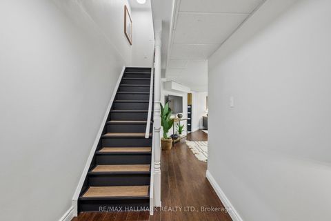 Photo 17 at 568 Walpole Crescent, Wyndham, Newmarket