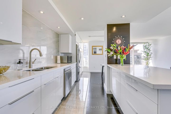 Photo 14 at 1607 - 2045 Lake Shore Boulevard W, Mimico, Toronto